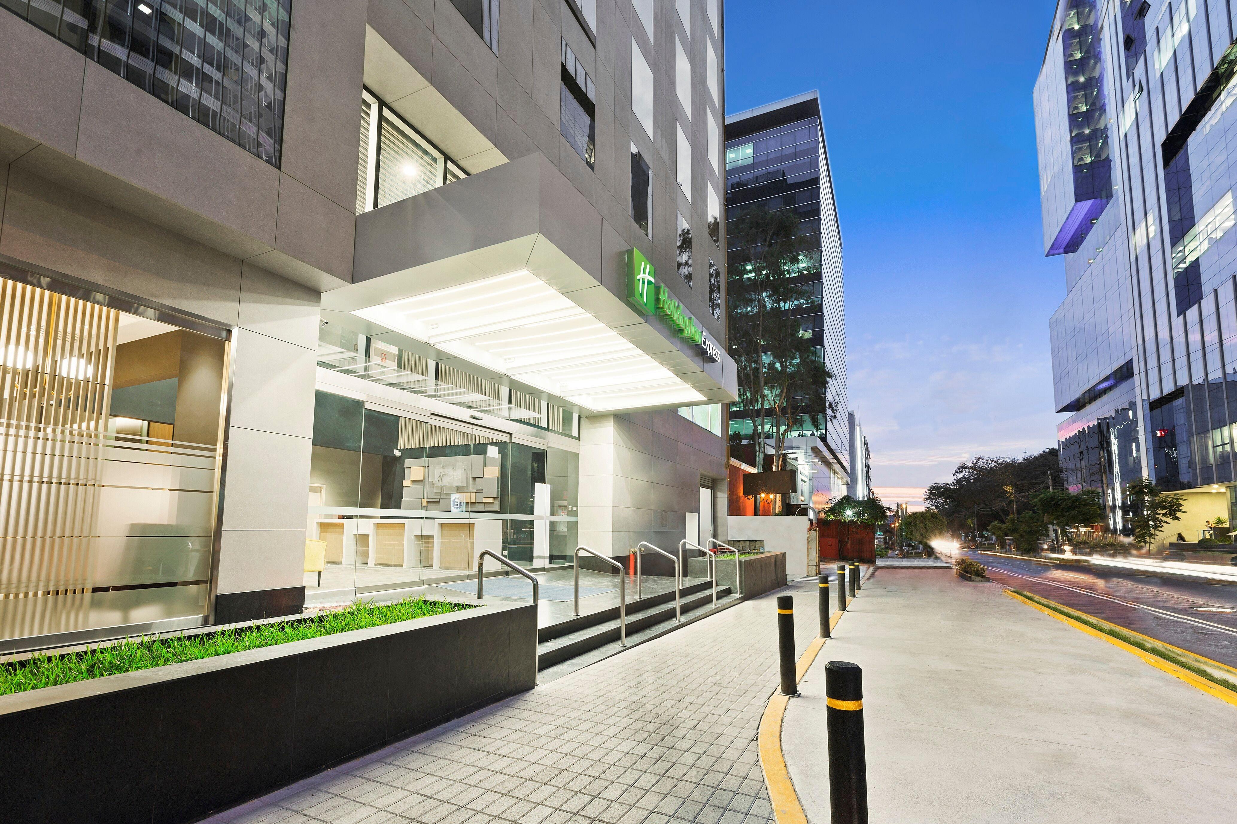 Holiday Inn Express - Lima San Isidro By Ihg Екстериор снимка